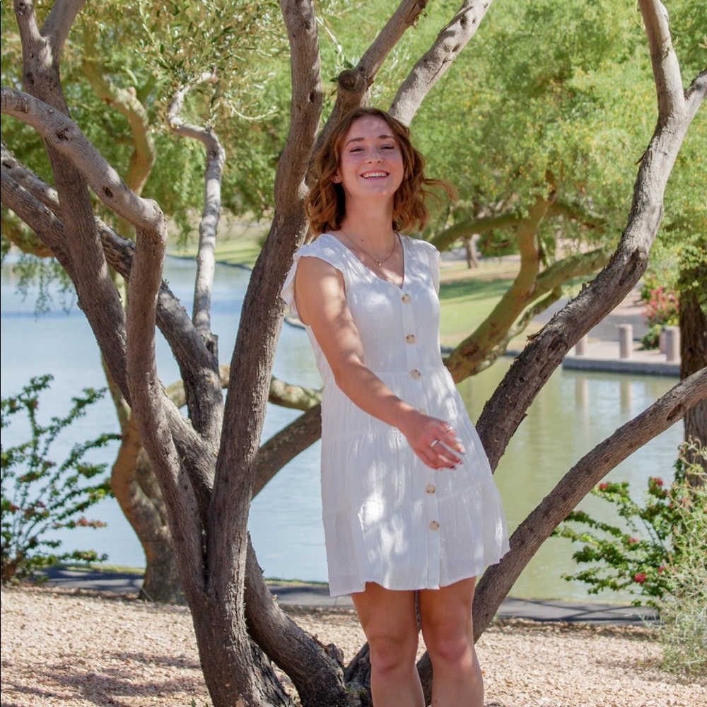 Meet your Posher, Becca